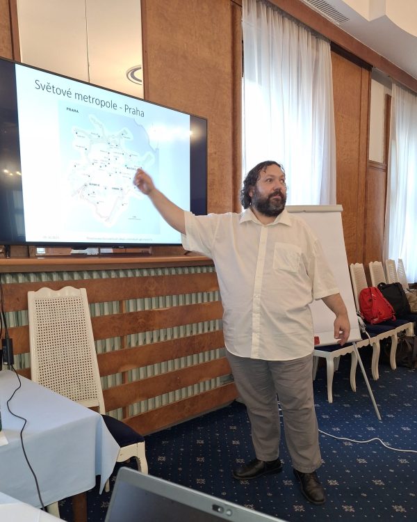 PCOE pokračuje ve spolupráci s&nbsp;předními experty v&nbsp;energetice